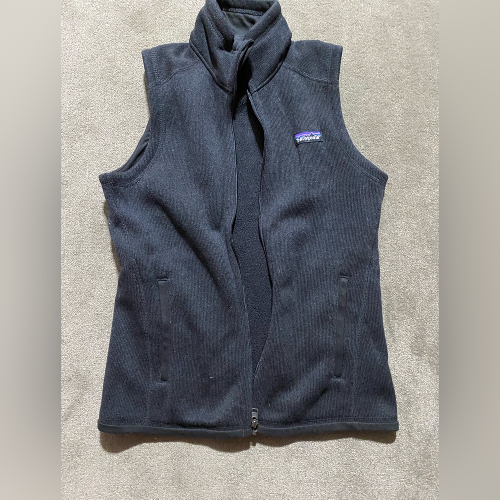 PATAGONIA black sweater vest full zip
